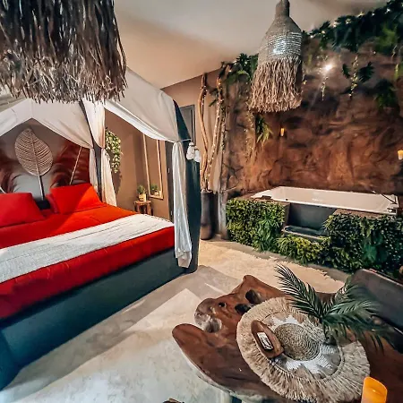 La Grotte Chambre Jacuzzi Charme Romantique Terrasse Privée 300m Plage Et Restaurants Valmer - Golfe Saint Tropez * La Croix-Valmer