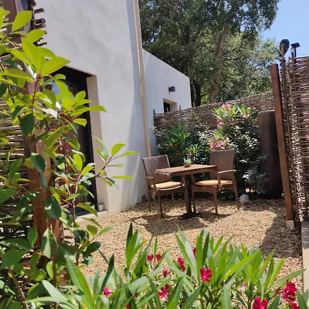 La Grotte Chambre Jacuzzi Charme Romantique Terrasse Privée 300m Plage Et Restaurants Valmer - Golfe Saint Tropez