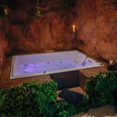 La Grotte Chambre Jacuzzi Charme Romantique Terrasse Privée 300m Plage Et Restaurants Valmer - Golfe Saint Tropez * La Croix-Valmer